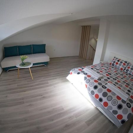 Apartmani Ivkovic+ Требинье Экстерьер фото