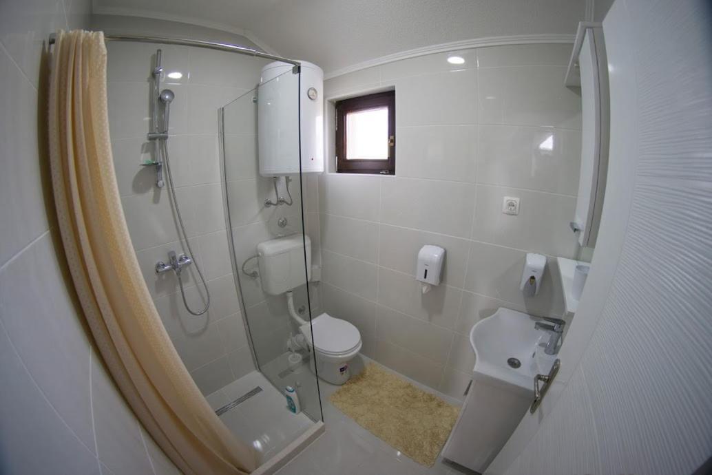 Apartmani Ivkovic+ Требинье Экстерьер фото