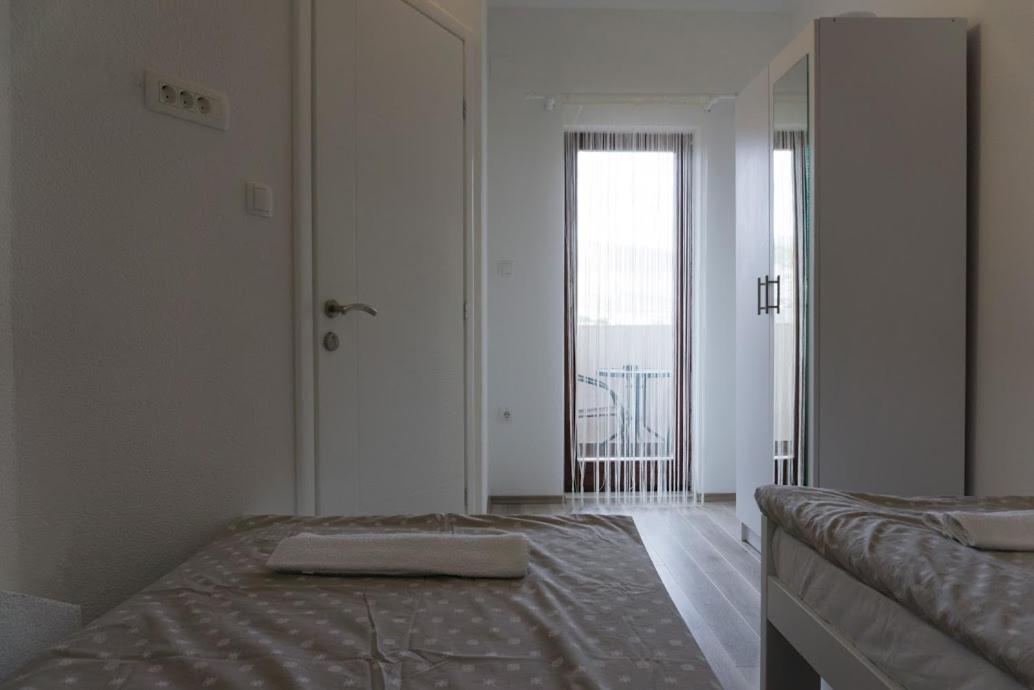 Apartmani Ivkovic+ Требинье Экстерьер фото